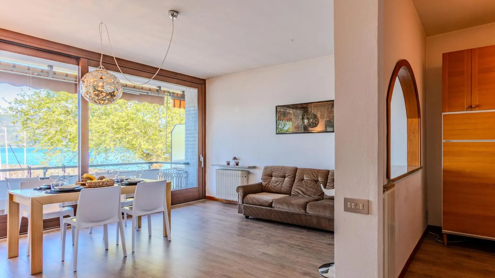 Apartment Attilio Lake Front View By Interhome Ispra 0*,